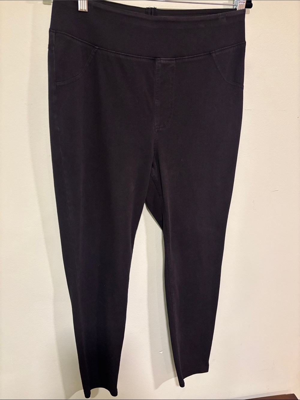 Halara Black Women’s Stretch Pull-On Jeans in Large